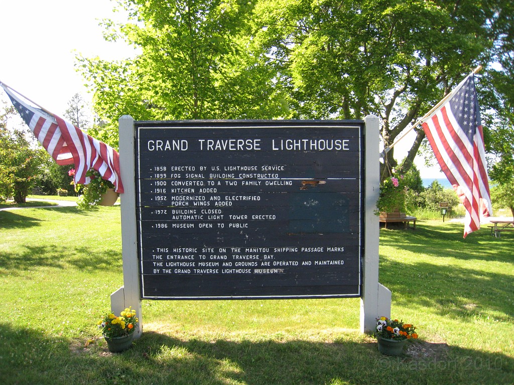 Michigan TC 2010-07 2125.jpg - The Michigan West Coast Tour of July 2010. From Luddington State Park to Traverse City for the Cherry Festival!